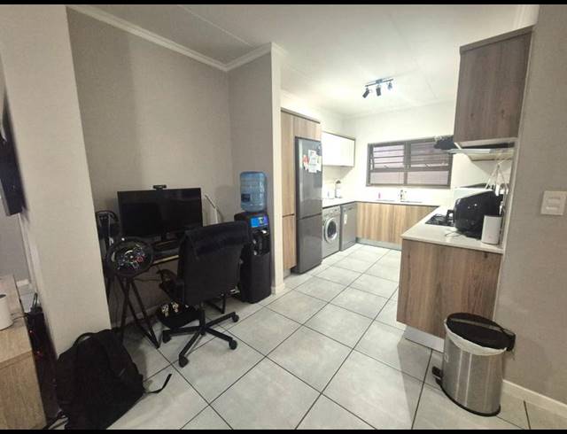 3 BEDROOM PROPERTY TO RENT IN CROWTHORNE
